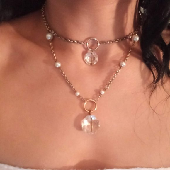 Gold Layered Necklace w/ pearls - Picture 1 of 4